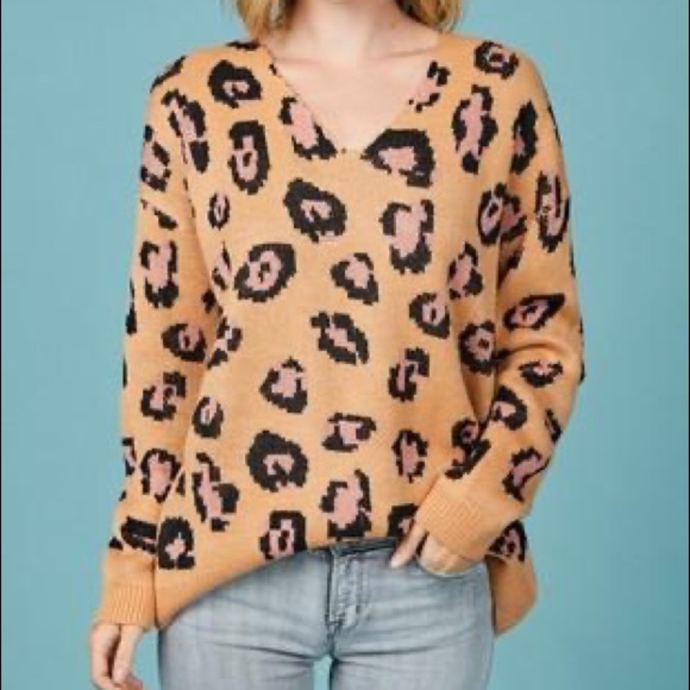 NWT Leopard Long Sleeve Knit Sweater - Picture 4 of 8